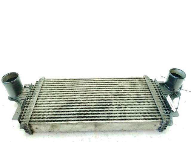 Radiador de intercooler A1645000000 MERCEDES