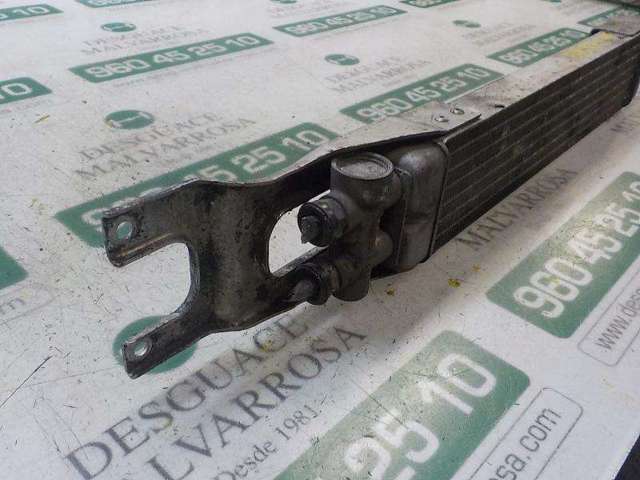 Radiador de óleo A1645002000 MERCEDES