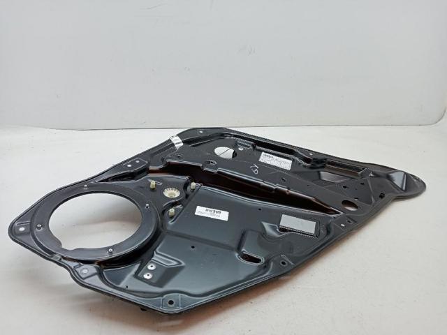 A1647303279 Mercedes