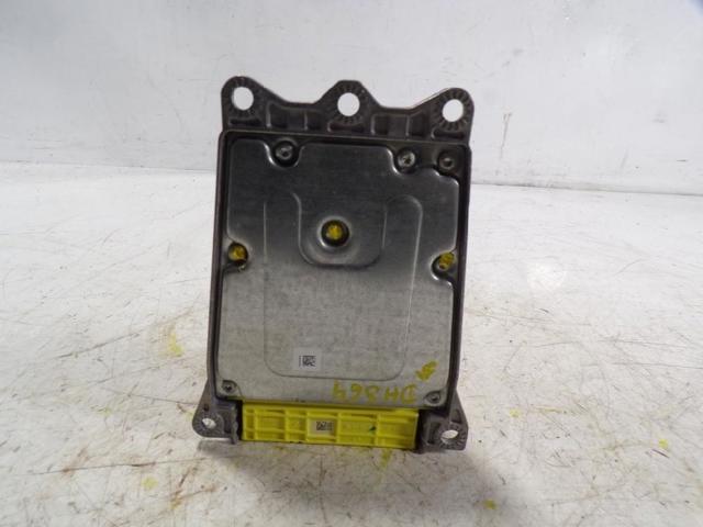 A1648208126 Mercedes