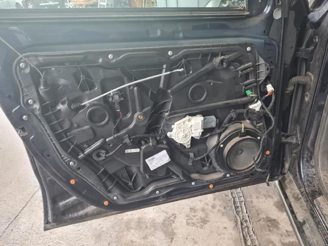 Mecanismo de acionamento de vidro da porta dianteira esquerda A1667200179 MERCEDES