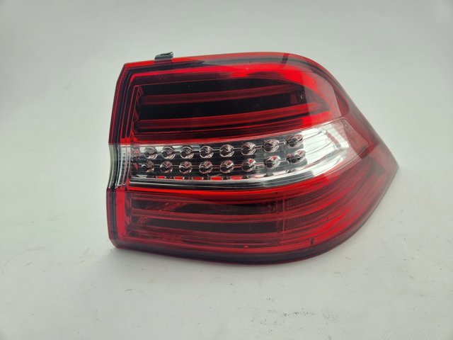 Lanterna traseira direita para Mercedes ML/GLE W166