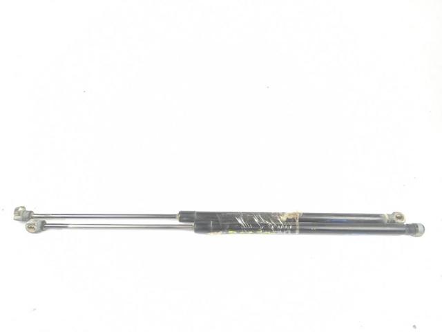 Amortecedor de tampa de porta-malas (de 3ª/5ª porta traseira) A1669802064 MERCEDES