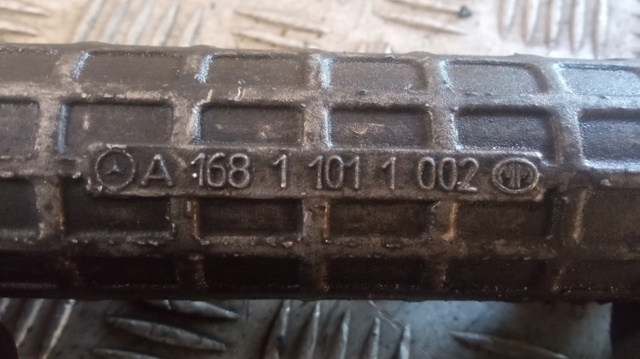 Cremalheira da direção A16811011002 MERCEDES