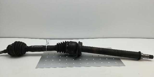 A1683604672 Mercedes