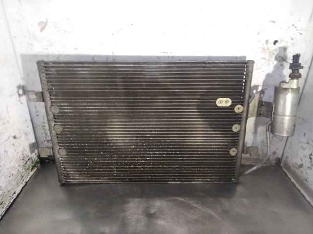 Radiador de aparelho de ar condicionado A1685000854 MERCEDES