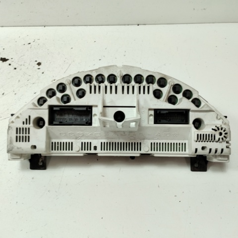 Painel de instrumentos (quadro de instrumentos) A1685404011 MERCEDES