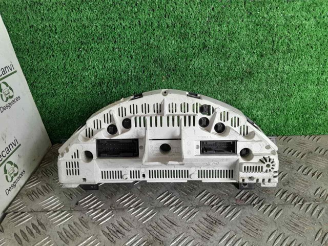 Painel de instrumentos (quadro de instrumentos) A1685407711 MERCEDES
