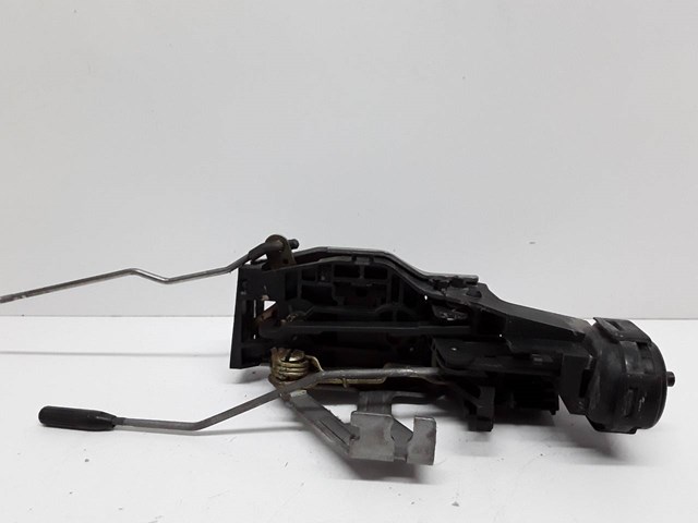 Fecho da porta dianteira esquerda A1687201935 MERCEDES