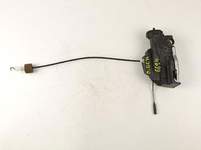 Fecho da porta dianteira direita A1687202235 MERCEDES