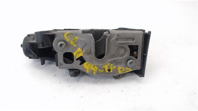 Fecho da porta traseira direita A1687301635 MERCEDES