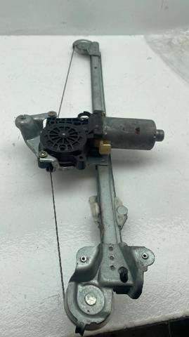 Motor de acionamento de vidro da porta dianteira direita A1688201042 MERCEDES