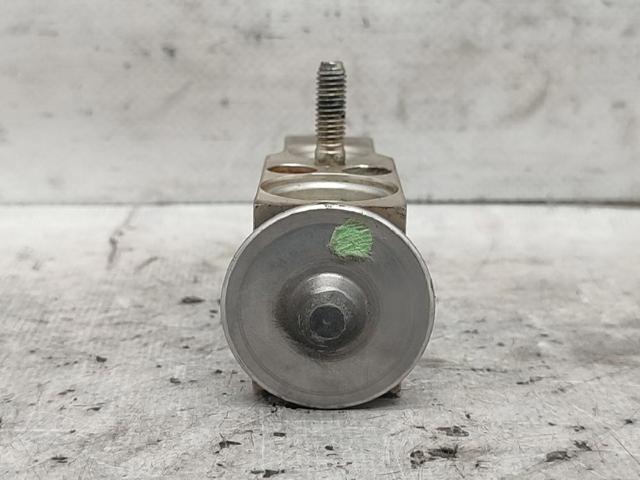 Válvula TRV de aparelho de ar condicionado A1688300084 MERCEDES