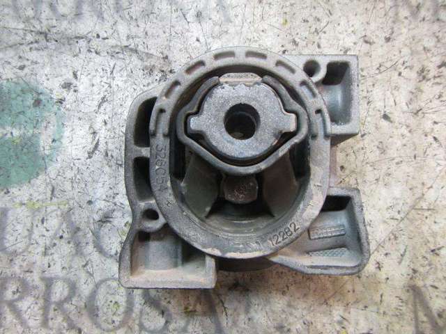 Coxim (suporte) direito traseiro de motor A1692401018 MERCEDES