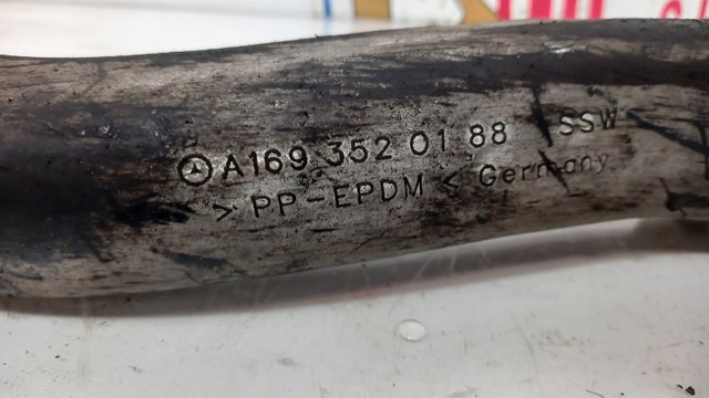 Proteção do braço inferior traseiro A1693520188 MERCEDES