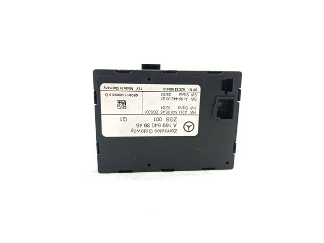 A1695403945 Mercedes