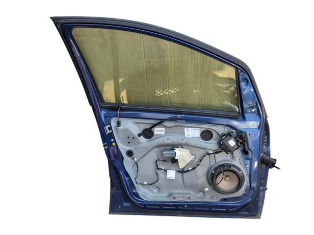  Mercedes B  (W245)