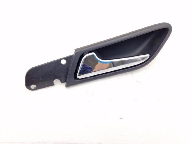 Maçaneta interna dianteira/traseira da porta esquerda A16976009619051 MERCEDES