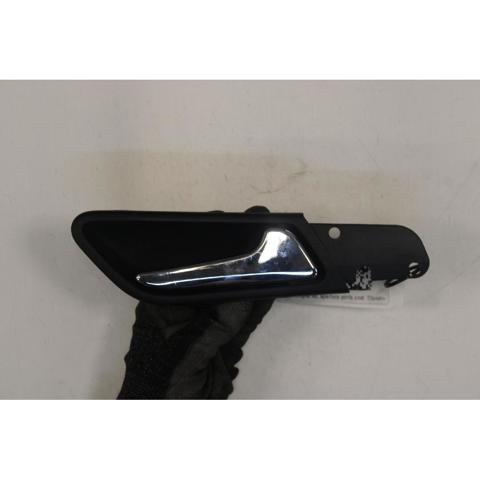 Maçaneta interna dianteira/traseira da porta direita A16976010619051 MERCEDES
