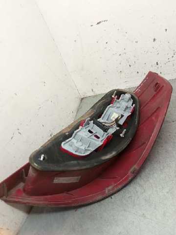 Lanterna traseira esquerda A1698200364L MERCEDES