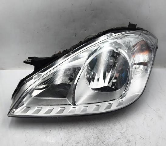 Luz esquerda A1698205761 MERCEDES
