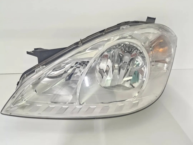 Luz esquerda A1698205761 MERCEDES