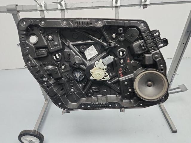 Mecanismo de acionamento de vidro da porta dianteira esquerda para Mercedes A V177