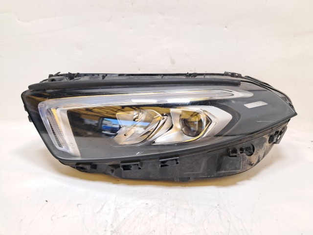Luz esquerda A1779060101 MERCEDES