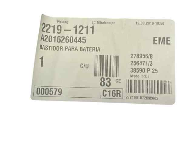 A2016260445 Mercedes