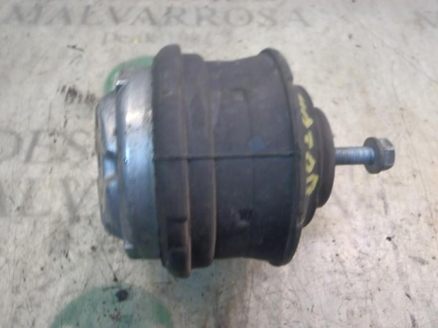 Coxim (suporte) esquerdo/direito de motor A2022402717 MERCEDES