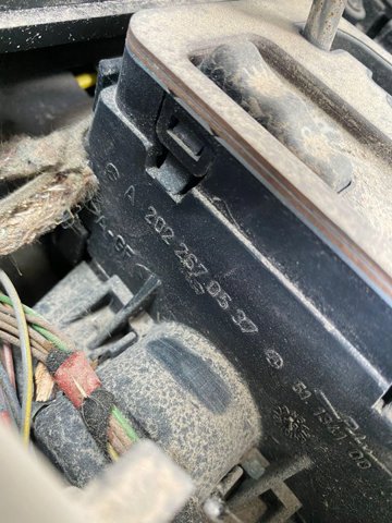 A2022670537 Mercedes
