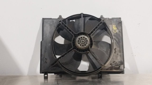 A2025054055 Mercedes