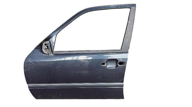 Porta dianteira esquerda A2027201505 MERCEDES