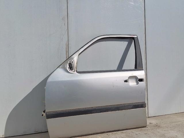 A202720150528 Mercedes