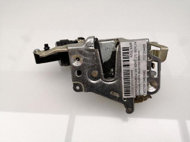 Fecho da porta dianteira esquerda A2027201735 MERCEDES