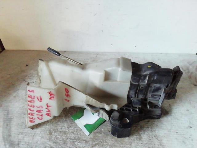 Fecho da porta dianteira direita A2027202635 MERCEDES