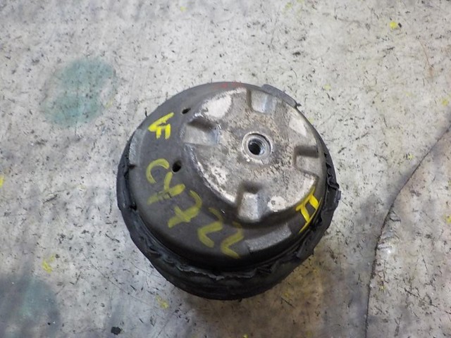 Coxim (suporte) esquerdo de motor A2032400317 MERCEDES