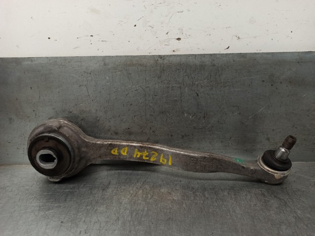 Braço oscilante superior direito de suspensão dianteira A2033303611 MERCEDES