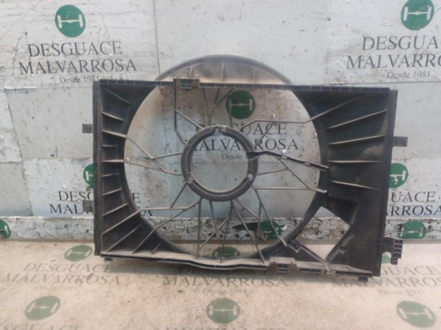 Difusor do radiador de esfriamento, montado com motor e roda de aletas A2035000293 MERCEDES