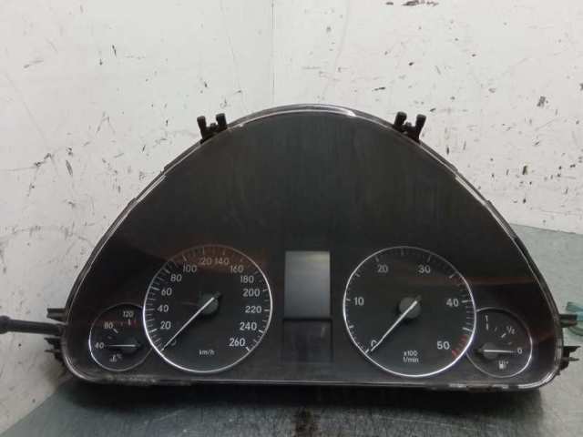 Painel de instrumentos (quadro de instrumentos) A2035401148 MERCEDES