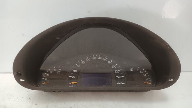 Painel de instrumentos (quadro de instrumentos) A2035403047 MERCEDES