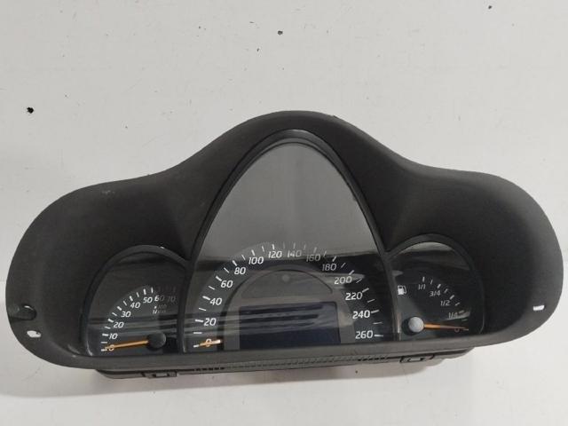Painel de instrumentos (quadro de instrumentos) A2035404111 MERCEDES