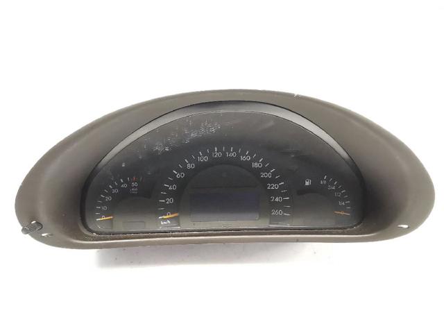 Painel de instrumentos (quadro de instrumentos) A2035407111 MERCEDES