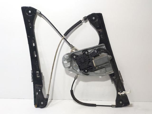 Motor de acionamento de vidro da porta dianteira direita A2037201746 MERCEDES