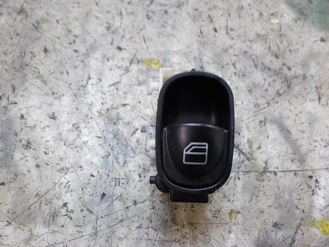 Botão dianteiro direito de ativação de motor de acionamento de vidro A20382002107167 MERCEDES