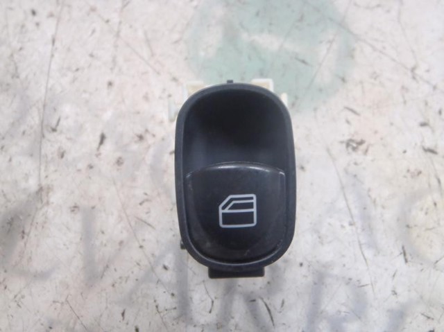 Botão dianteiro direito de ativação de motor de acionamento de vidro A20382002107167 MERCEDES