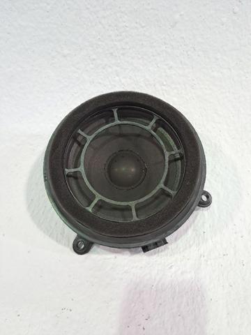 Alto-falante da porta dianteira A2038201102 MERCEDES