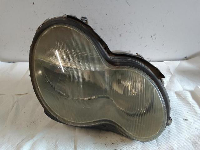 Luz direita A2038201259 MERCEDES