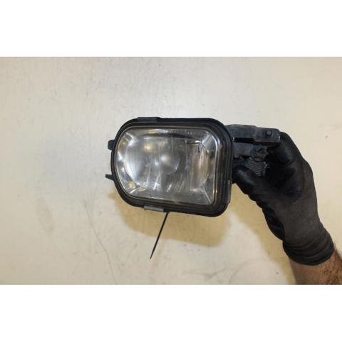 Luzes de nevoeiro direitas A2038201856 MERCEDES