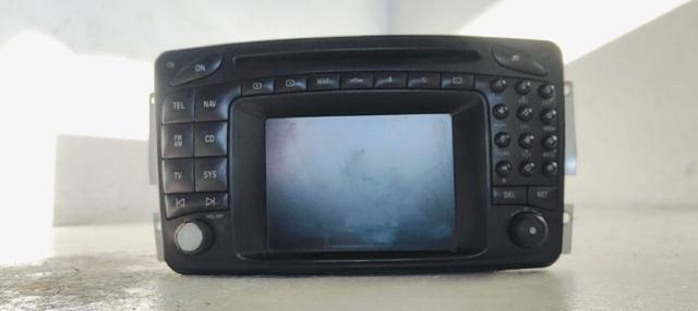 Aparelhagem de som (rádio AM/FM) A2038273642 MERCEDES